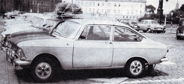 Машина москвич 12